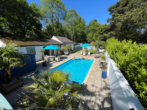 Pool area 