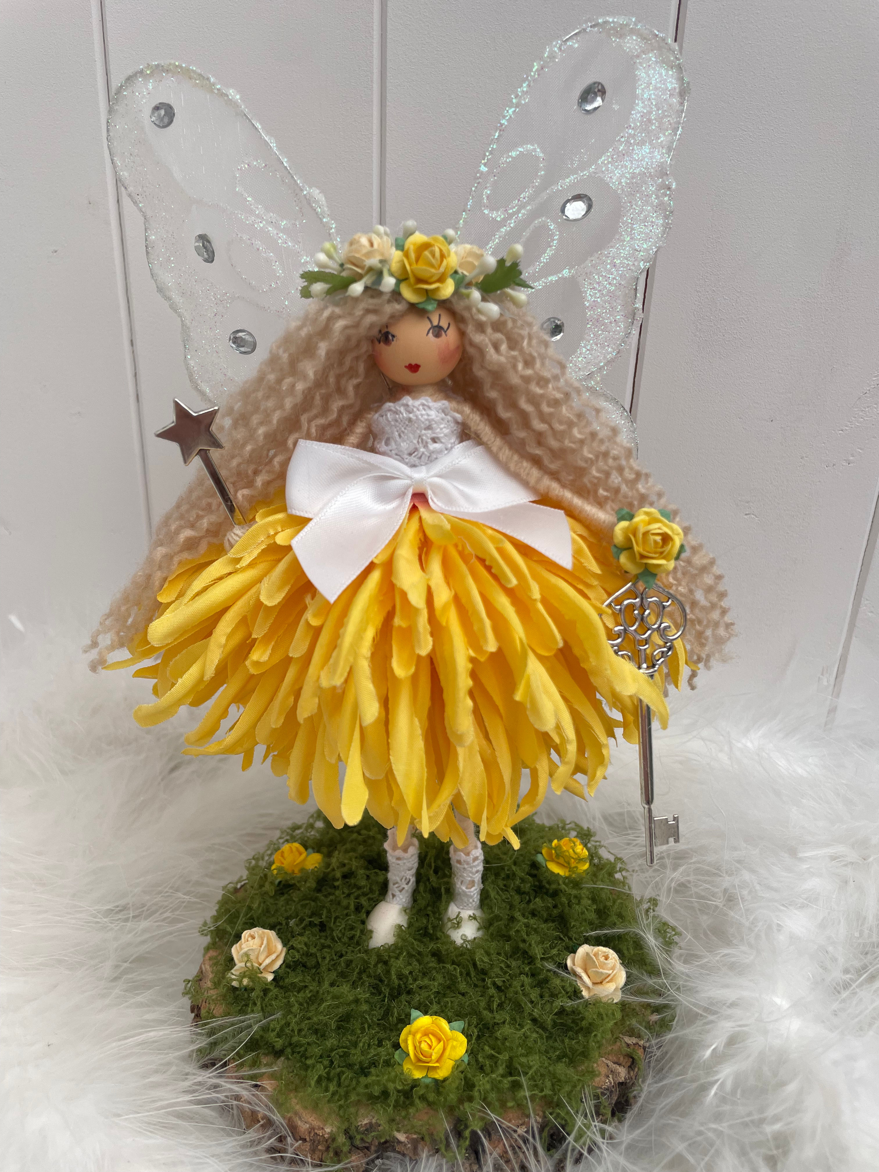 Lapis Lu’s Fairy Wonderland ..Standing Fairy ..