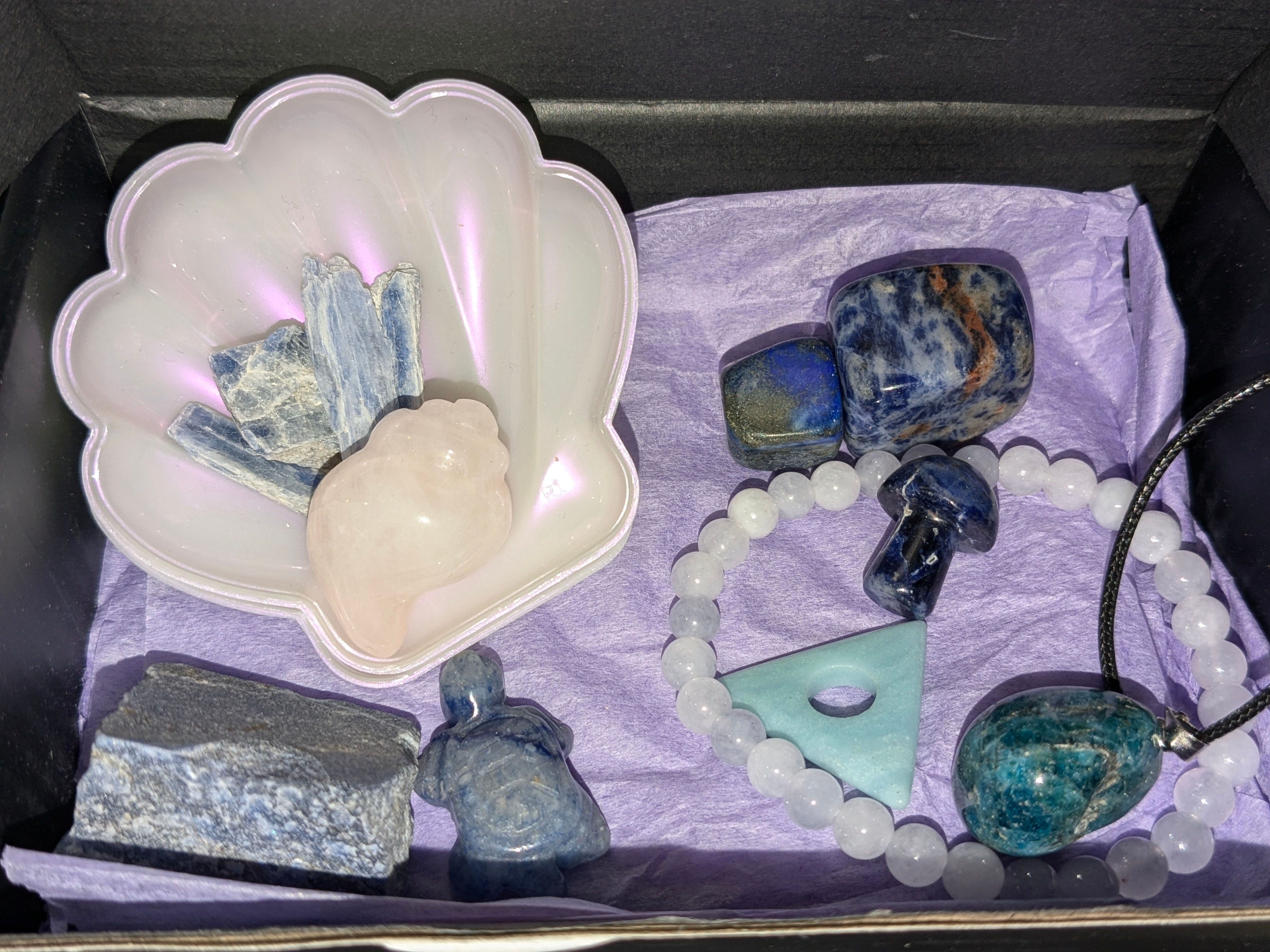 Ocean Vibes Themed Box