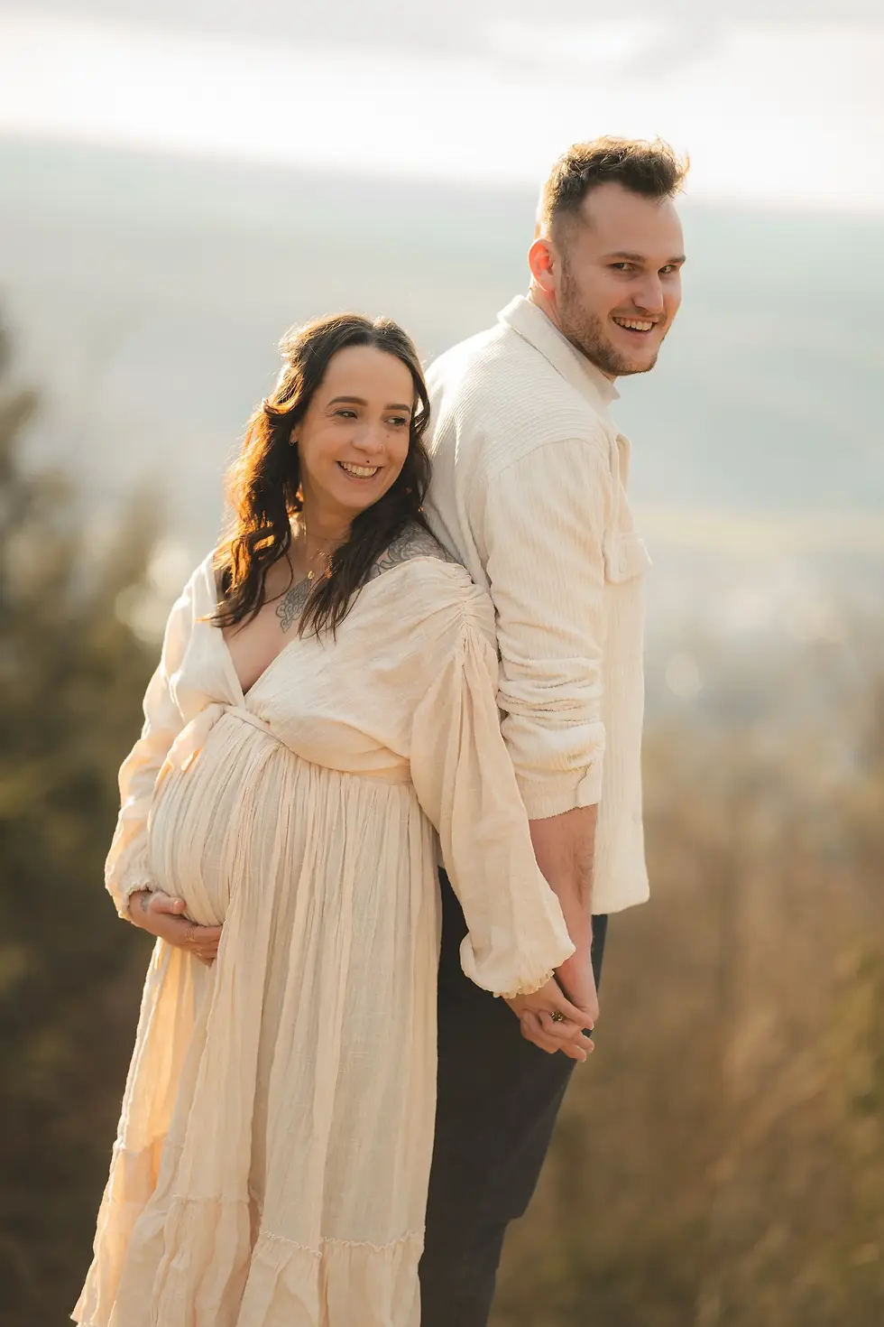 photo couple grossesse couché de soleil eloyes