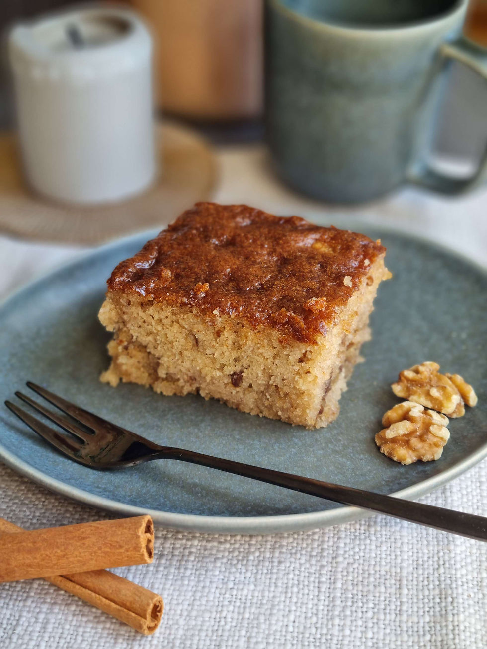 Karidopita: Griechischer Walnusskuchen mit Sirup
