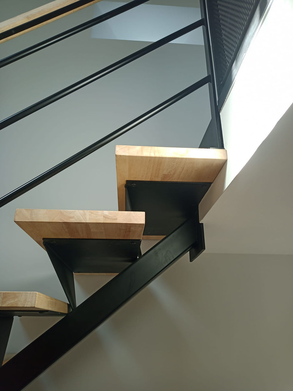 Escalier garde corps en métal Rennes Saint-Malo Ille et Vilaine 35