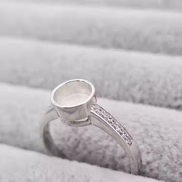 Thumbnail: The 'Celina' Ring