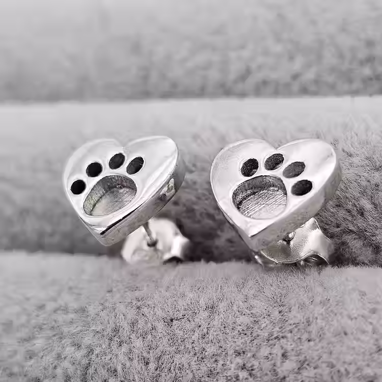 Thumbnail: The 'Cooper' Studs