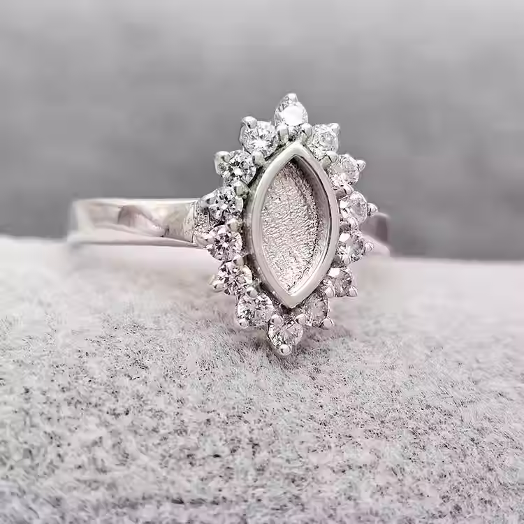 Thumbnail: The 'Simone' Ring
