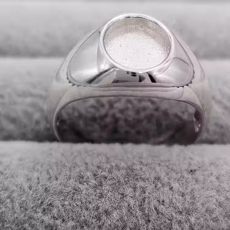 Thumbnail: The 'Kris' Ring