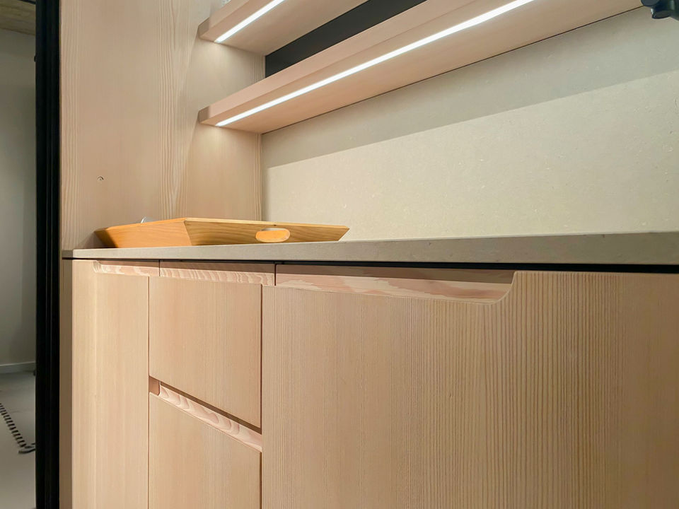 Holzhochzwei_Referenz08_12, Möbelbau Sonderanfertigung, Heimkino