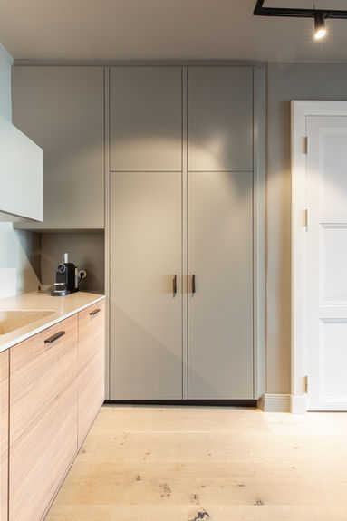 HH2_Referenz10_22, Möbelbau