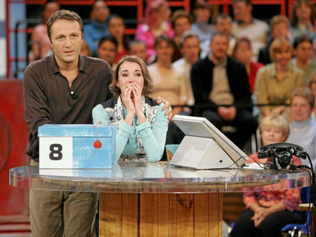 Le jeu des boîtes bientôt de retour ? TF1 miserait sur la résilience d'« À prendre ou à laisser »