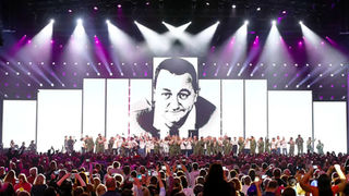 Les Enfoirés 2027 : La troupe annonce son grand retour et dévoile ses dates !