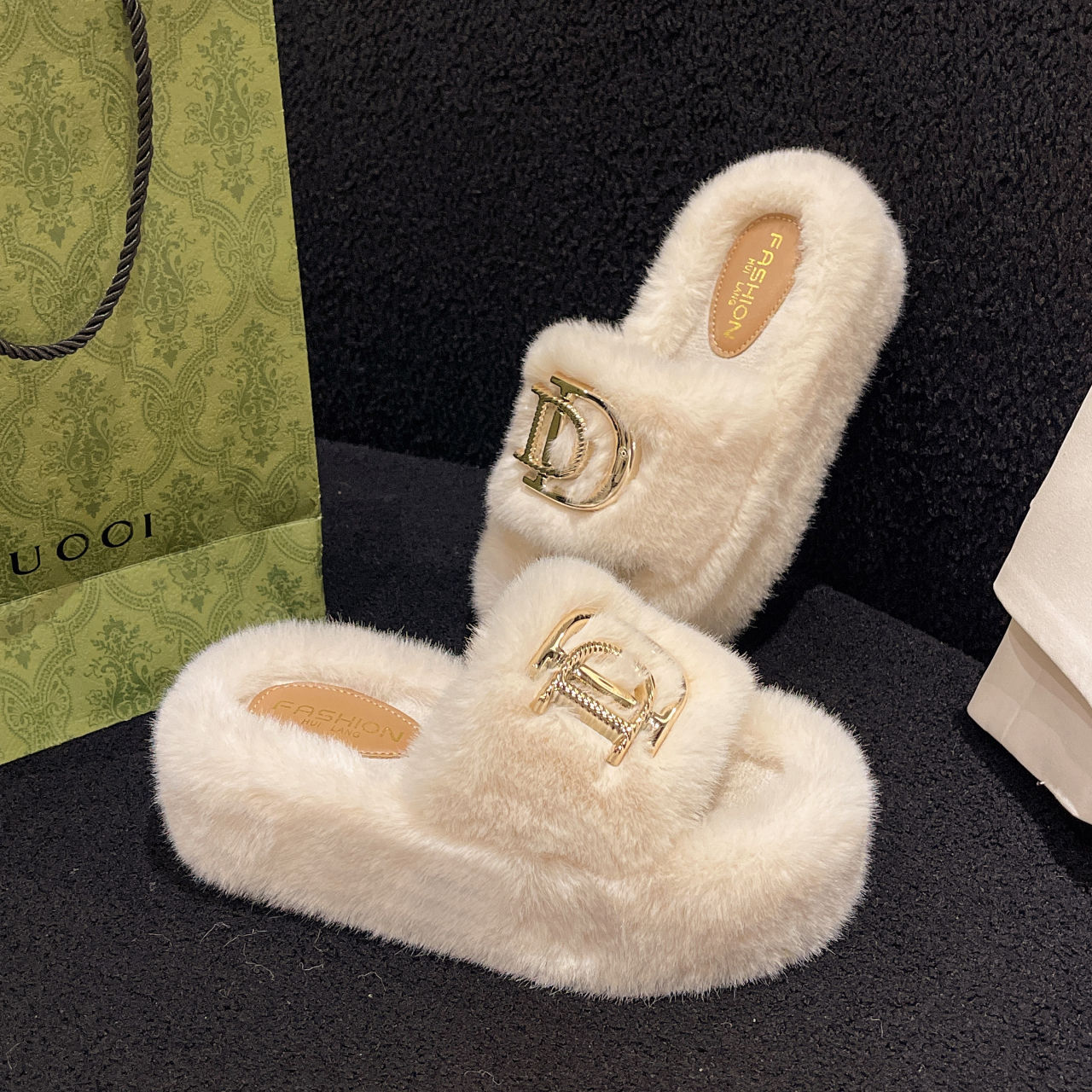 Wear Versatile Warm Winter Slippers Women Outer Velvet Cotton Winter Slippers Th