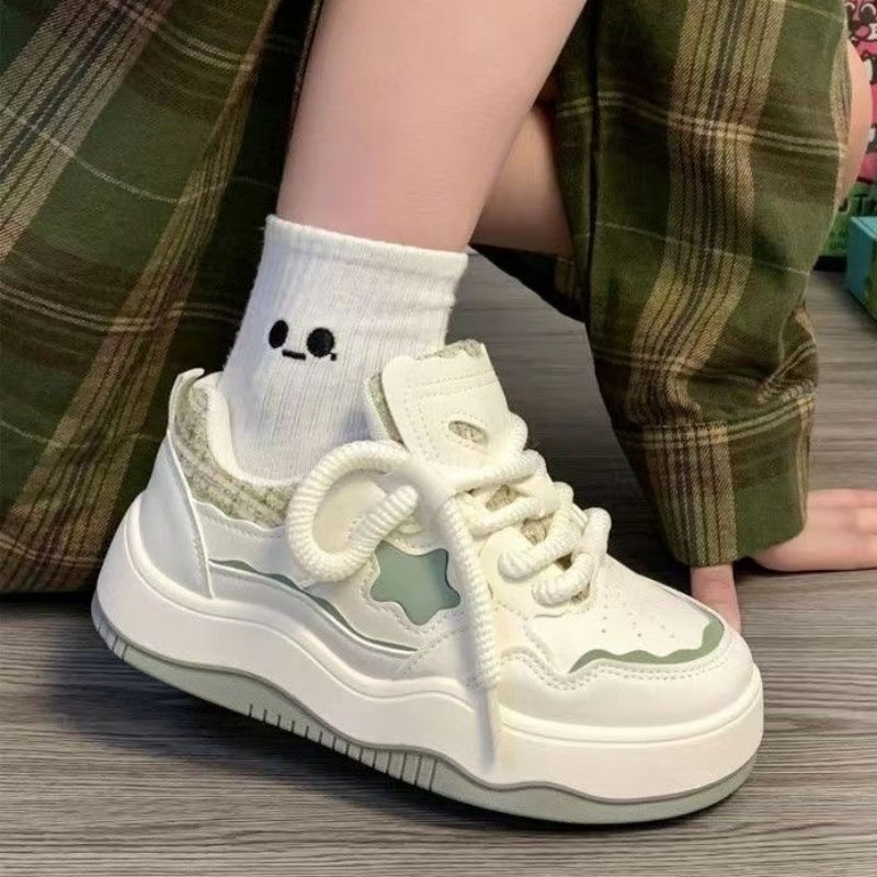 Thumbnail: Thick-soled Fashionable White Shoes Spring and Autumn New Versatile Casual Sneak