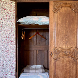 pillows and blankets in a wardrobe