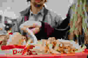 girl eating fast food