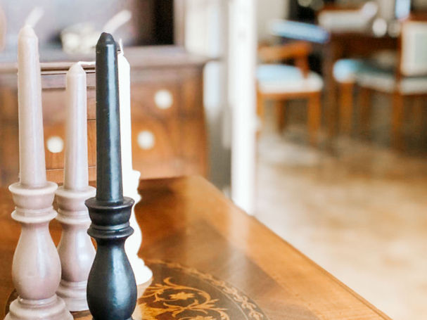 Home Staging von Katharina Jaeger, Kerzen auf Tisch