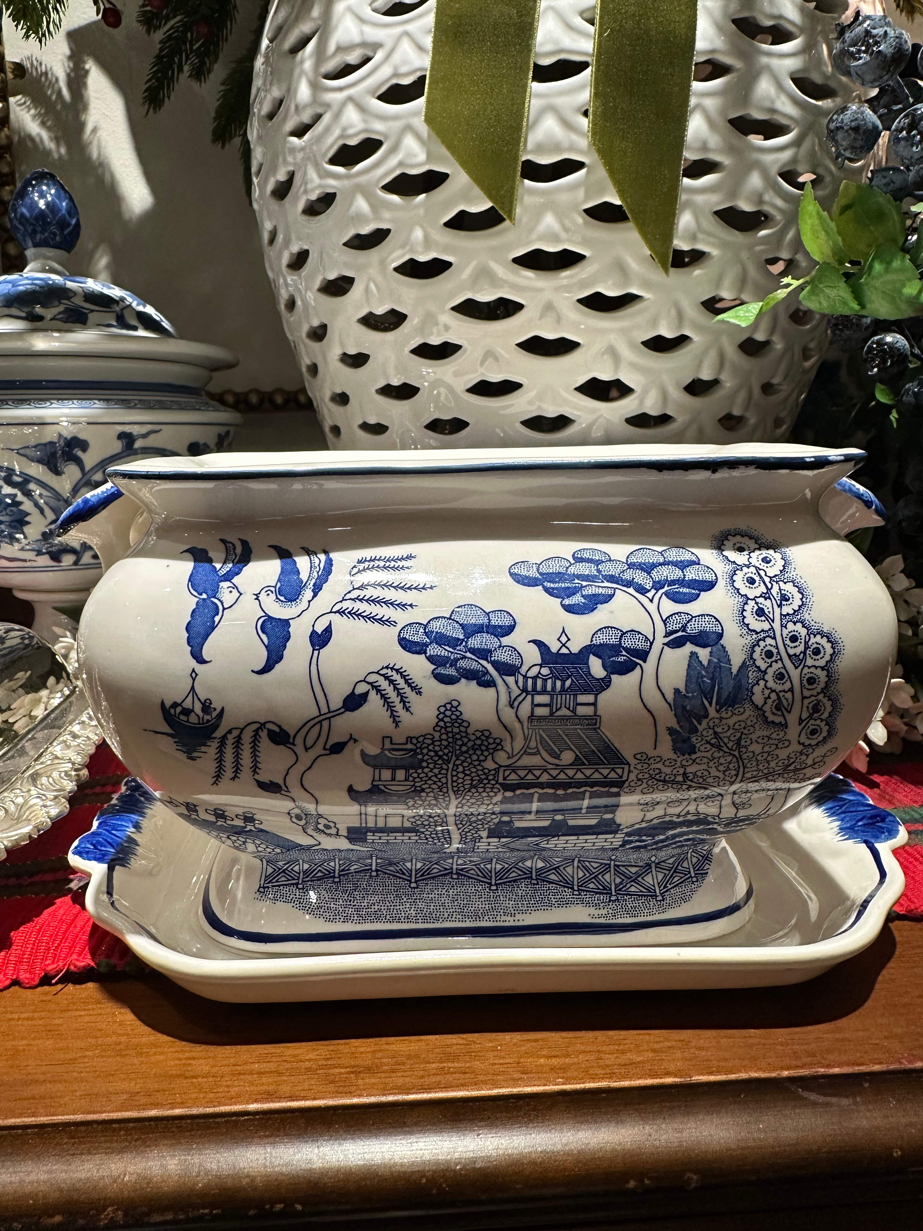 Blue & White Soup Taureen w/tray