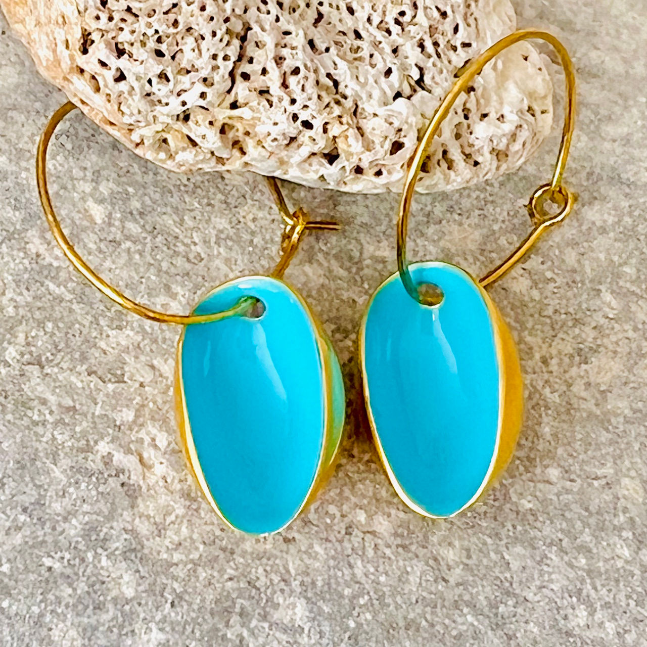 PISTACHIO EARRINGS - GOLDEN TURQUOISE 