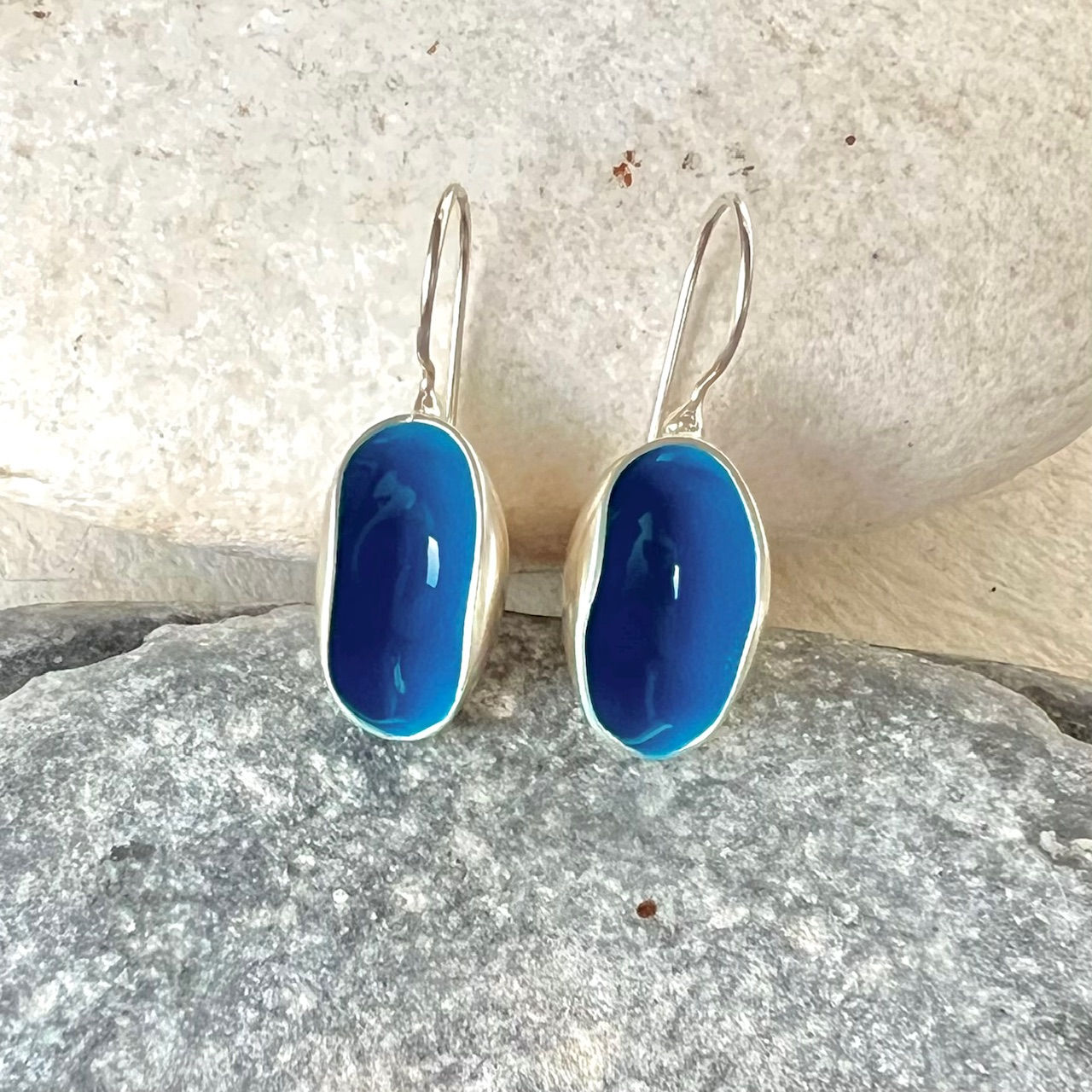 MEDITERRANEAN BLUE BABY PISTACHIO EARRINGS 