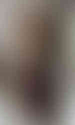 Mulher em espelho, roupa de outono, Grupo Life Confeções, selfie, cores, textura e inspiração.