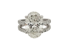 Oval diamond ring set, The Michelle.png
