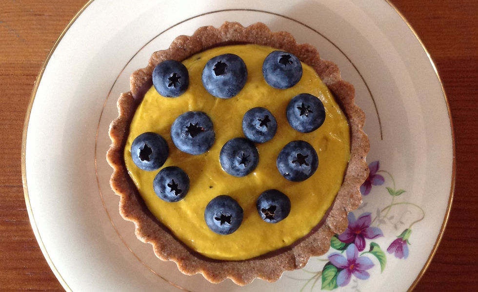 Uno de los primeros postres que hice: un pay crudivegano de mango.