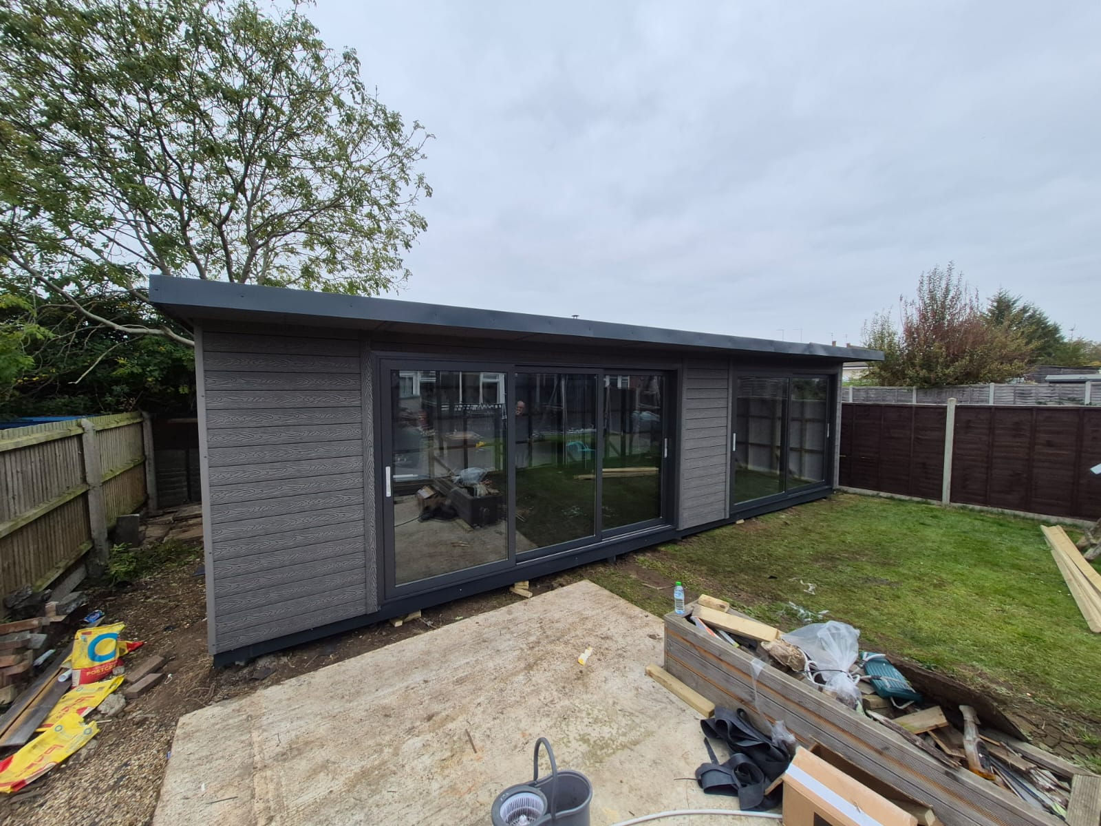 30x15 Summerhouse with 2x 10ft Sliding Doors (1 in the front & 1 in the partitio