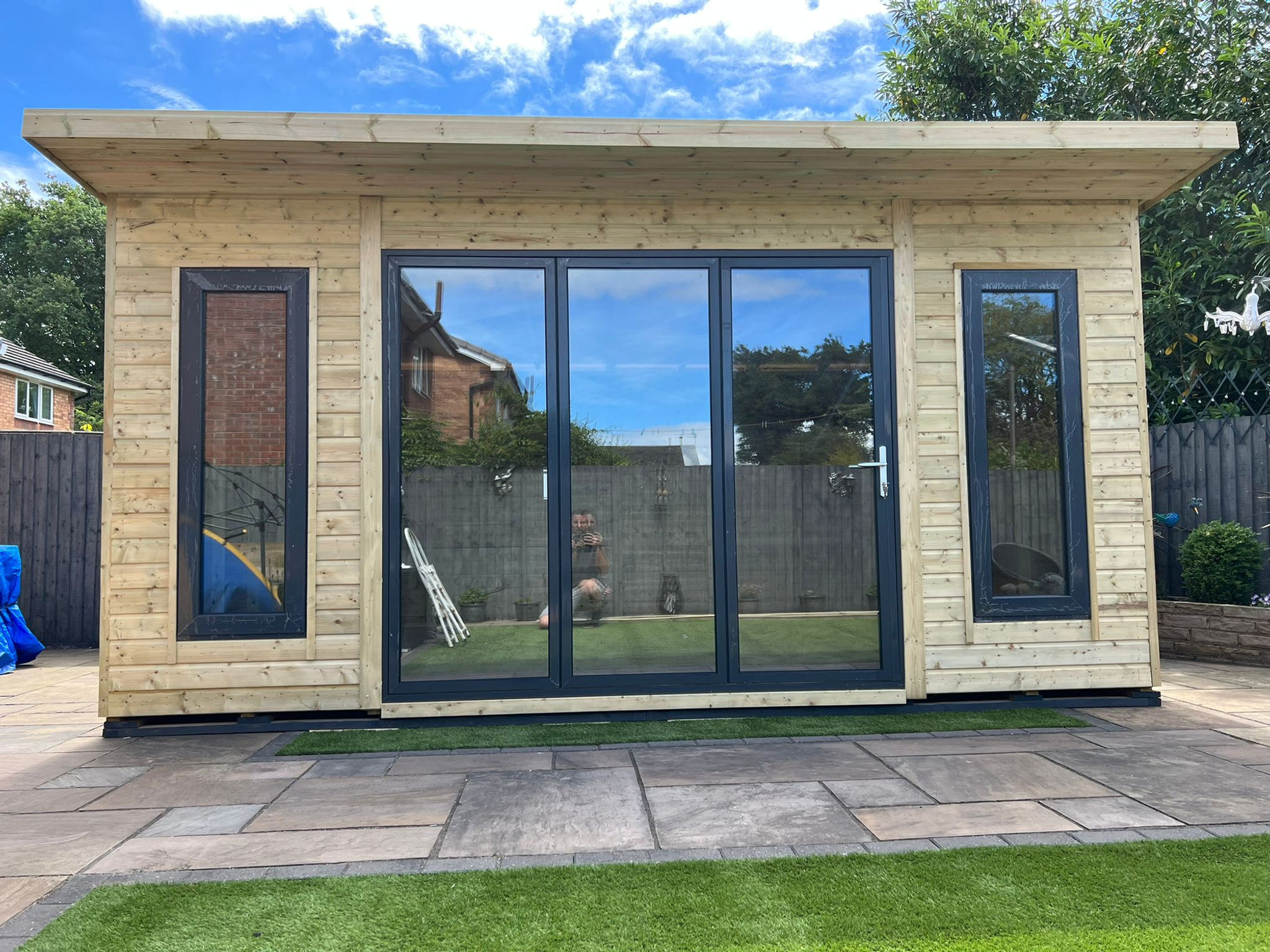 16X12 Bifold Summerhouse