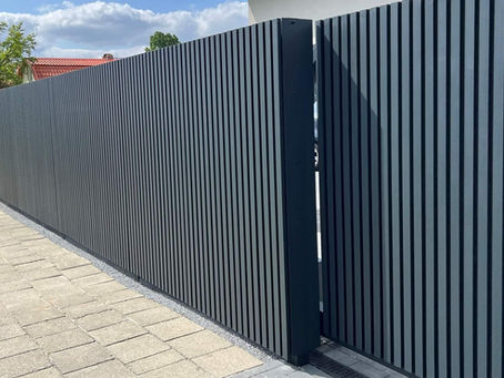 Sichtschutzzaunmodell GUARDIAN: Schönheit, Ruhe und Stärke in einem