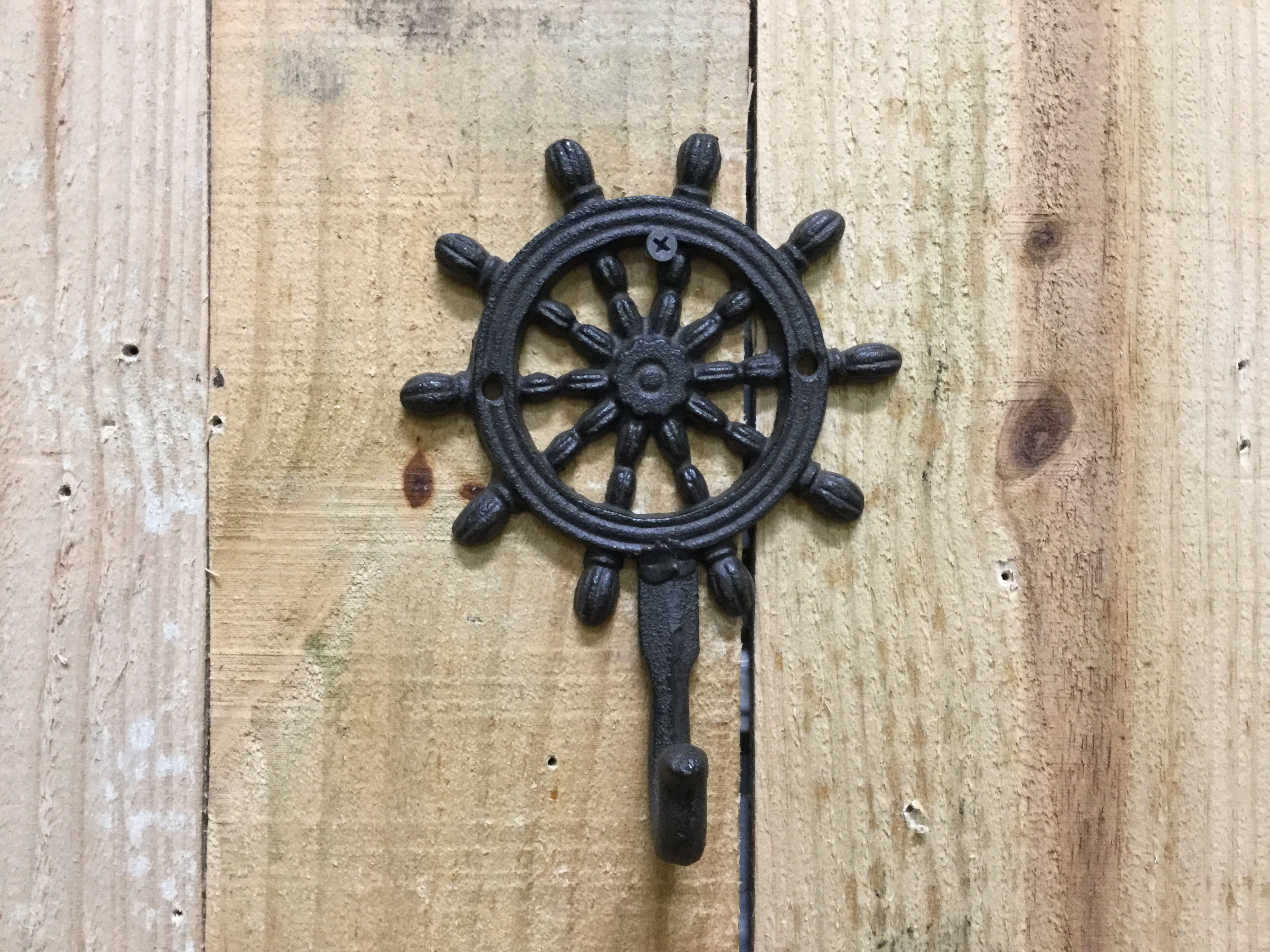 Cast Iron Ships Wheel Hook (1184-1000)