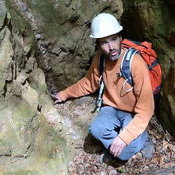 découvrir un filon d'améthyste en Auvergne