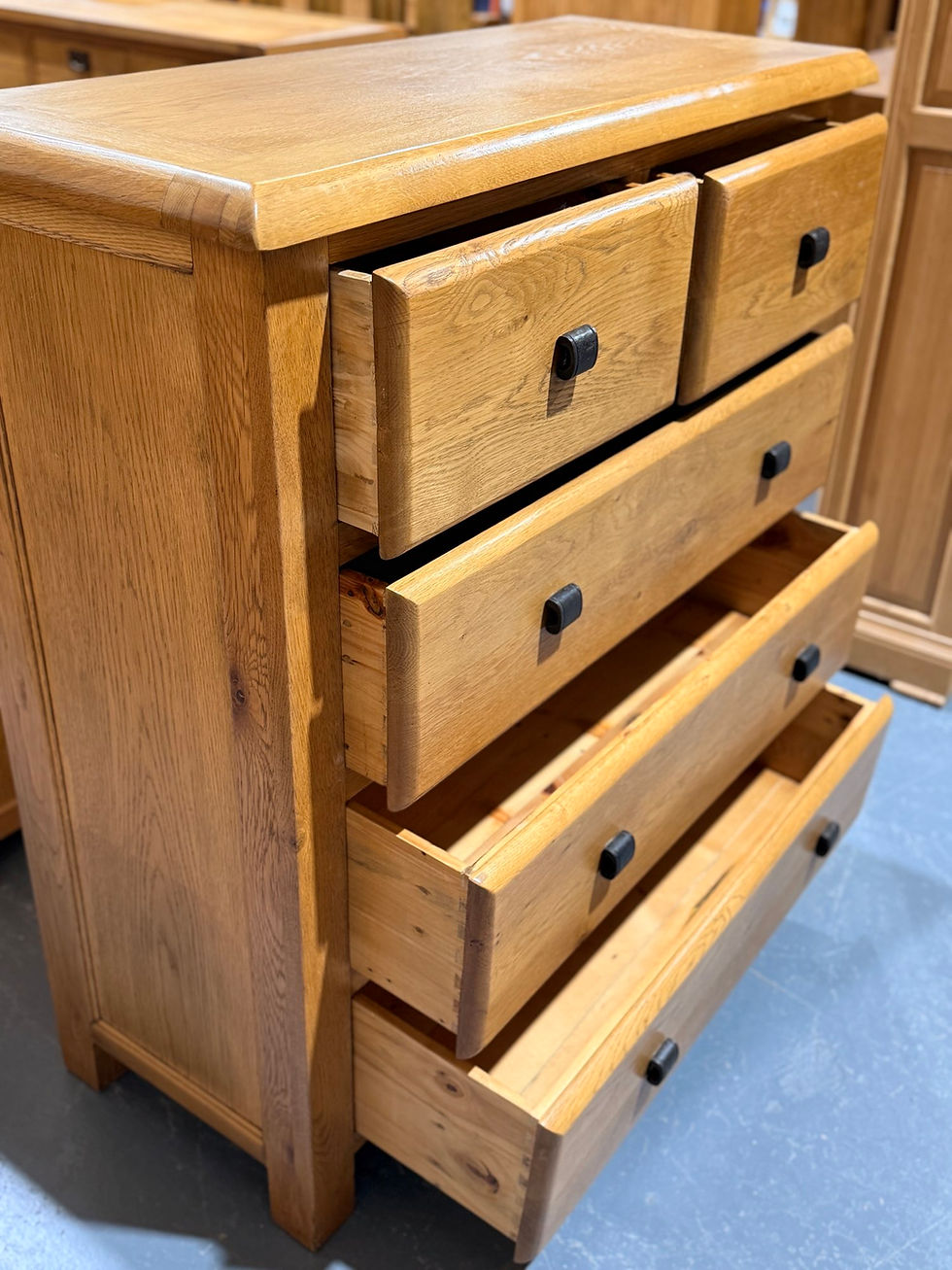 Thumbnail: Balmoral Large 5 Drawer Chest