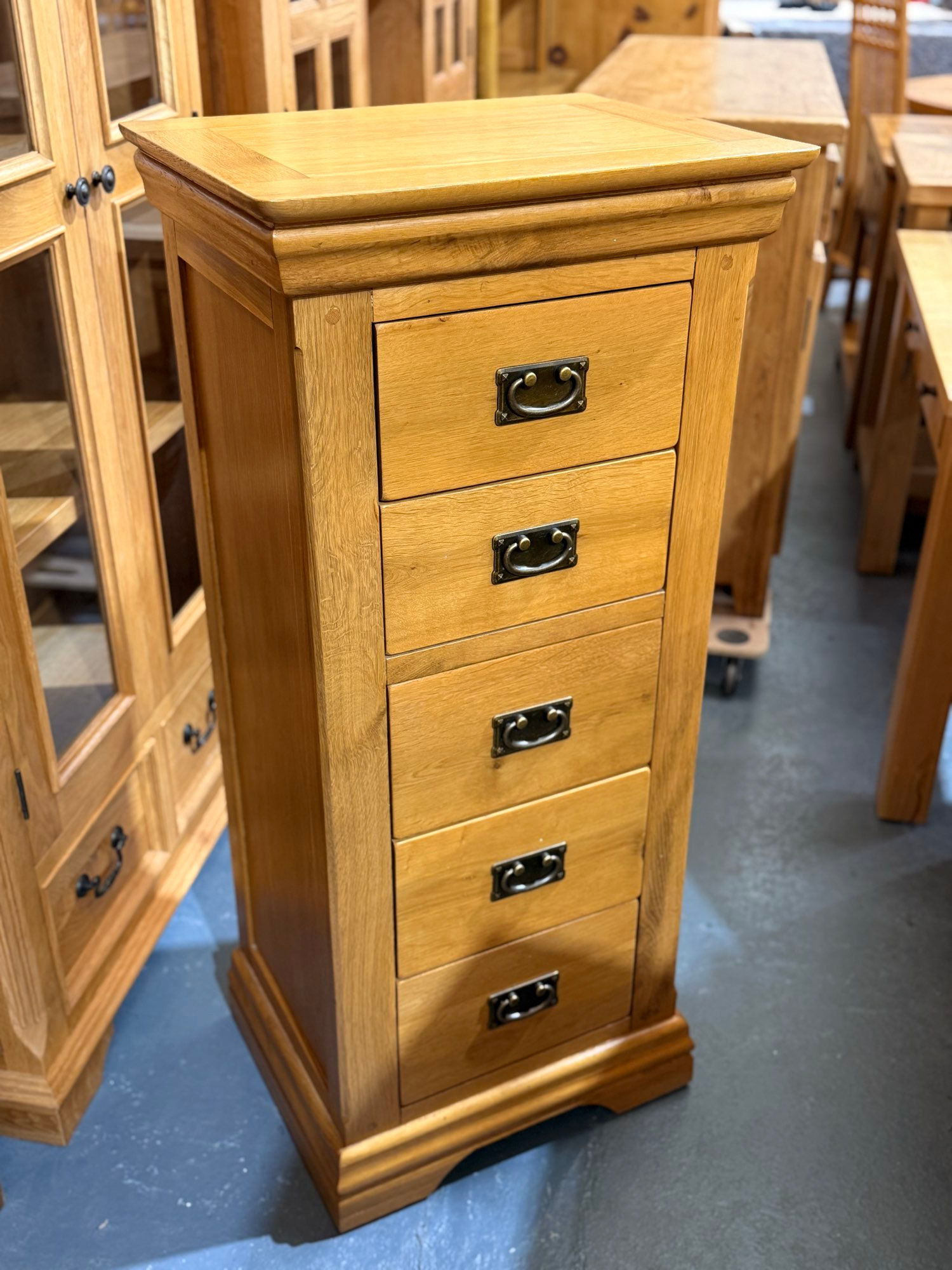 Lovely Oak Tallboy