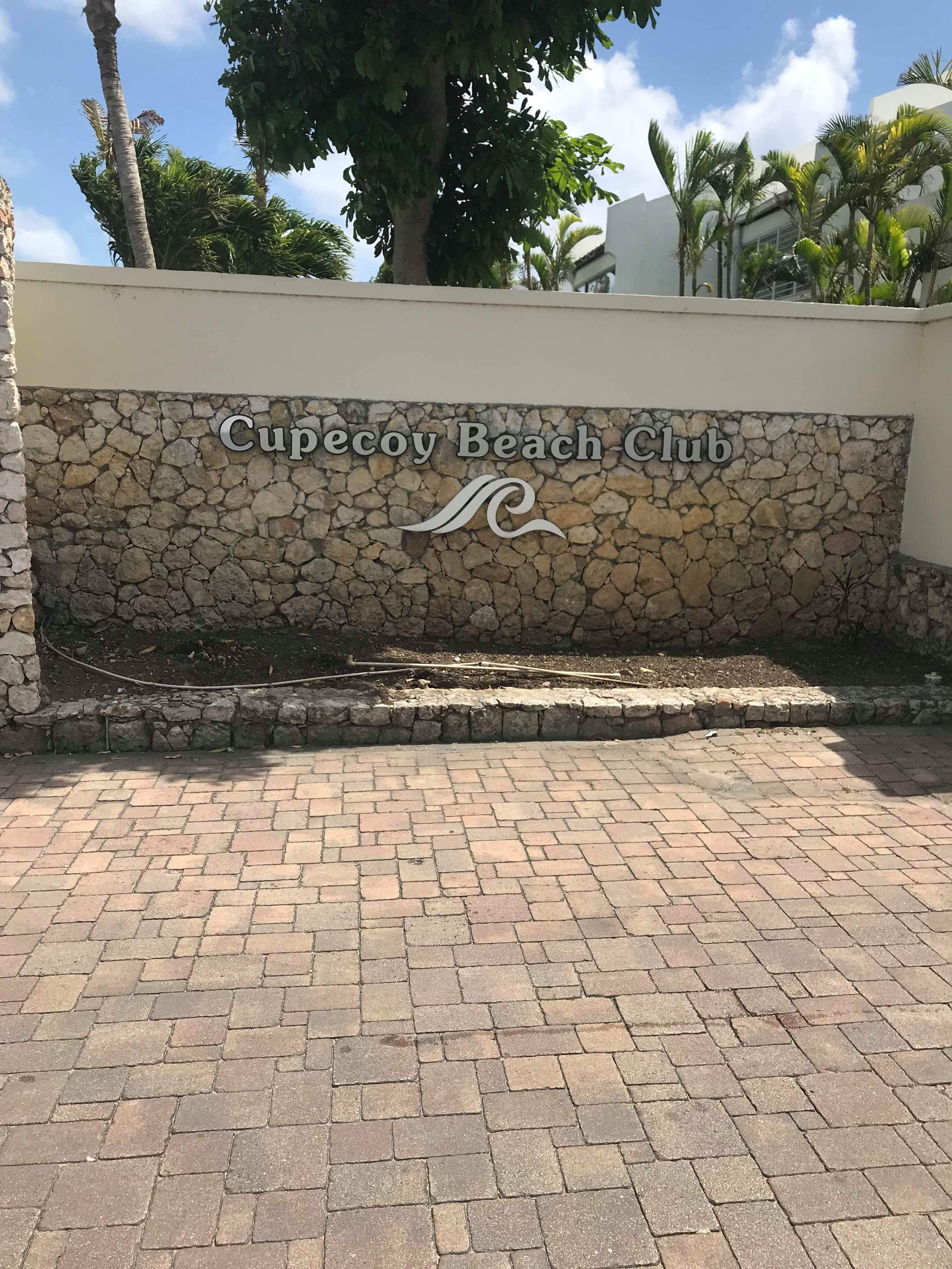 Cupecoy Beach Club