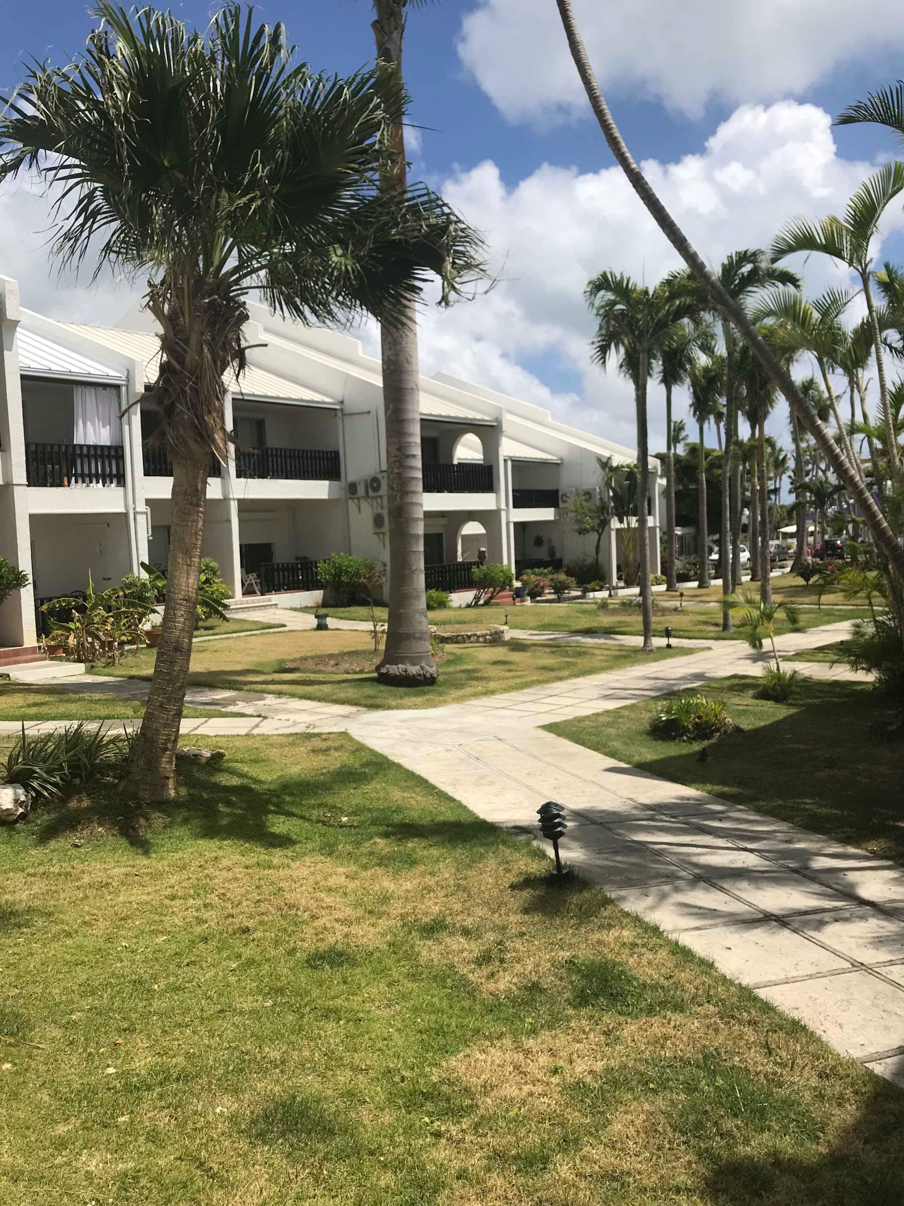 Cupecoy Beach Club
