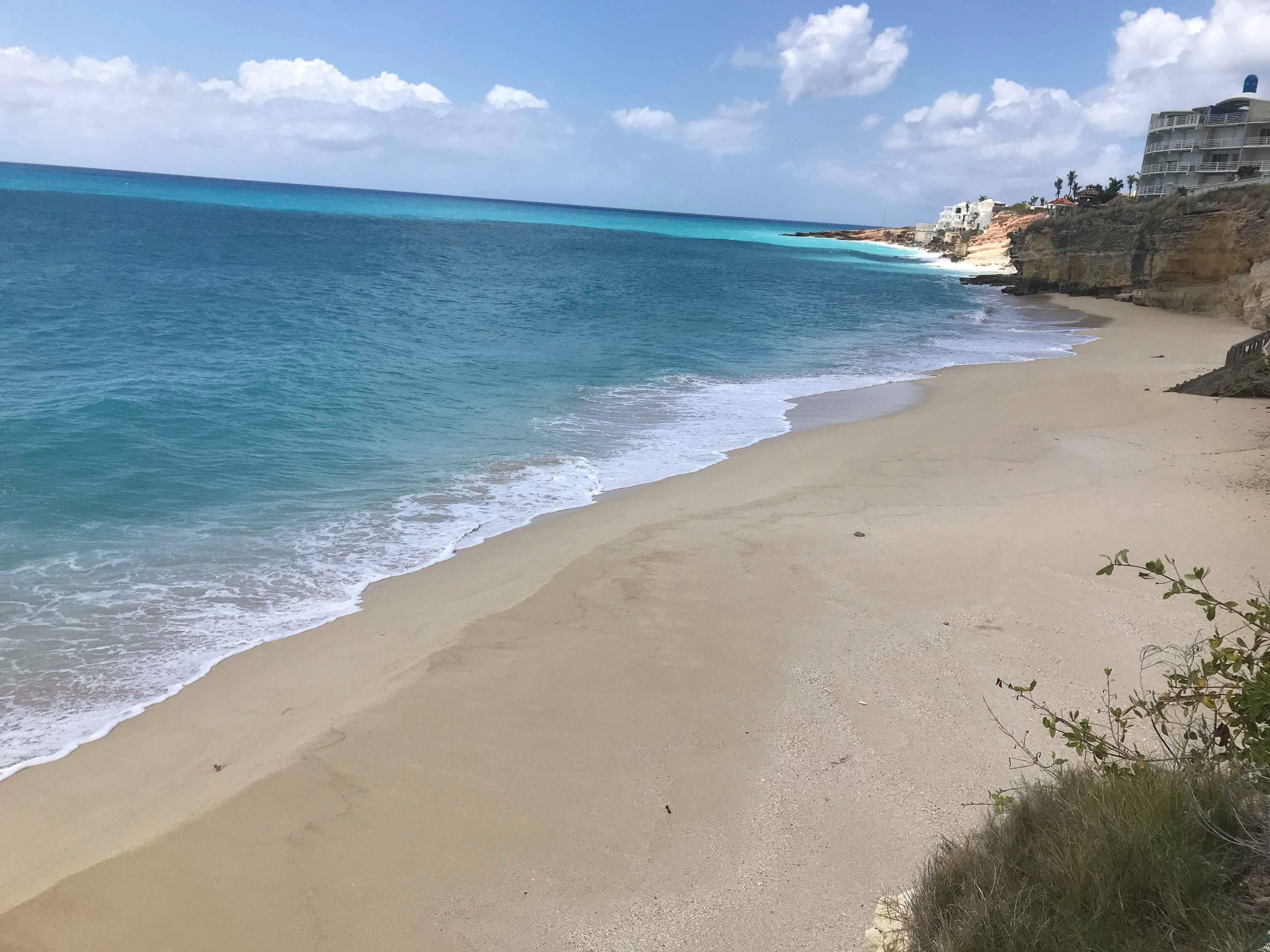 Cupecoy Beach Club