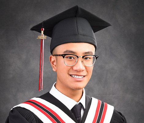 2018 grad photo.jpg