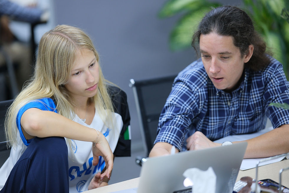 JVT tutor teaching student maths and science