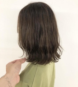 柔らかくオシャレな外ハネミディ☆YAMA