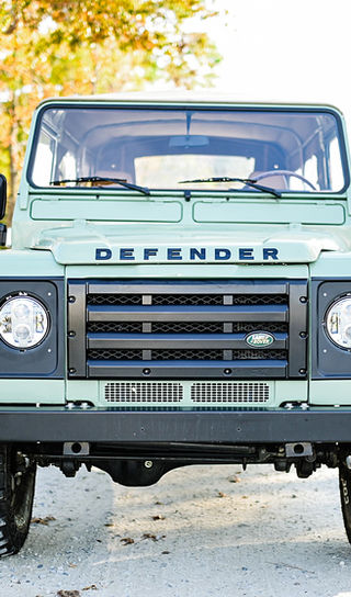 1993 Land Rover Defender 110 2-Door Soft Top • Stock No 915818A