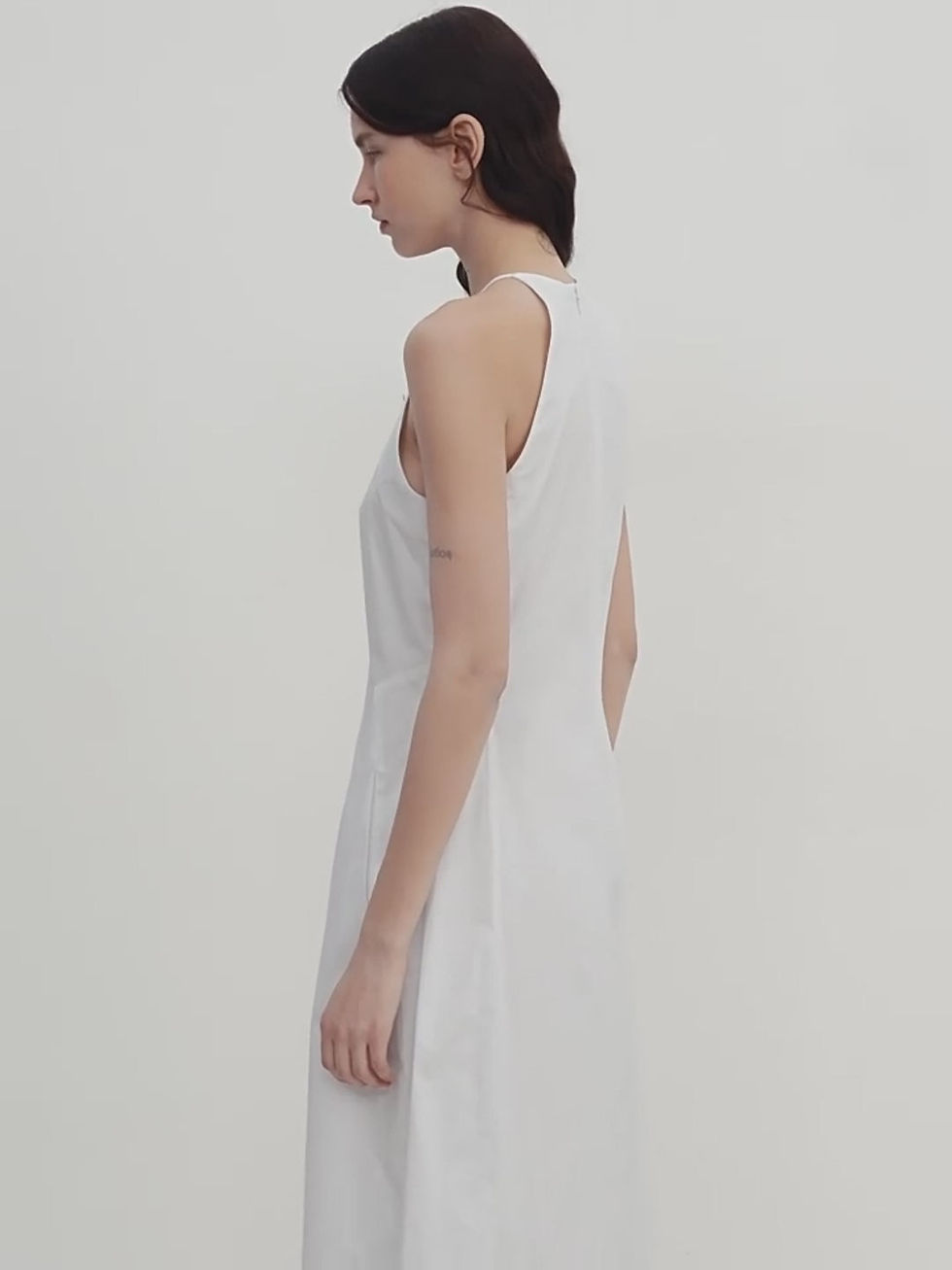 Thumbnail: Halterneck Waist-Cinching Cocoon Dress