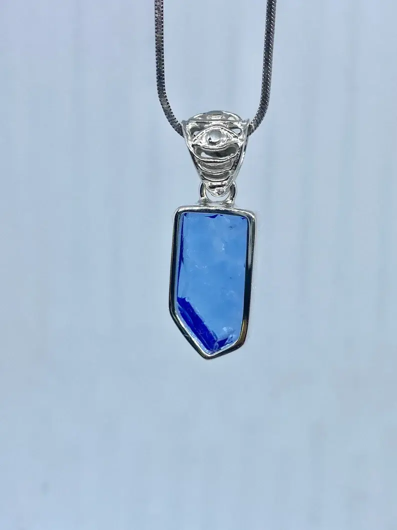 Thumbnail: S 100 - Siberian Blue Simple Pendant