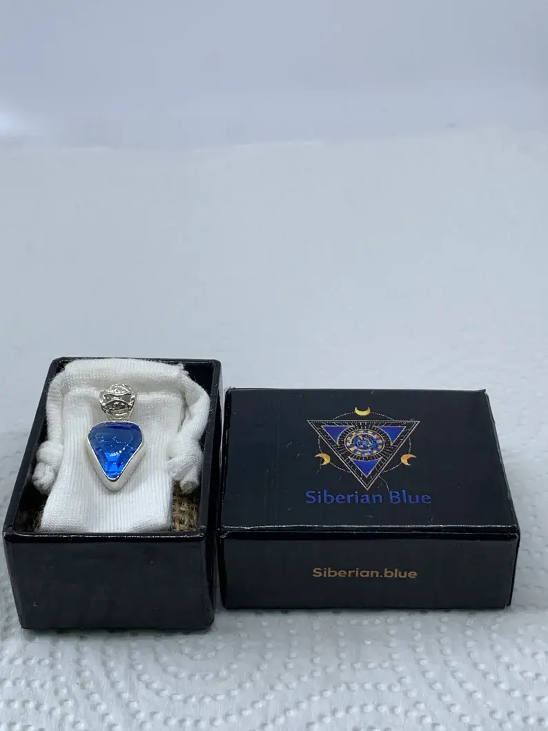 Thumbnail: S 48 - Siberian Blue Simple range pendant, hand made in Bali