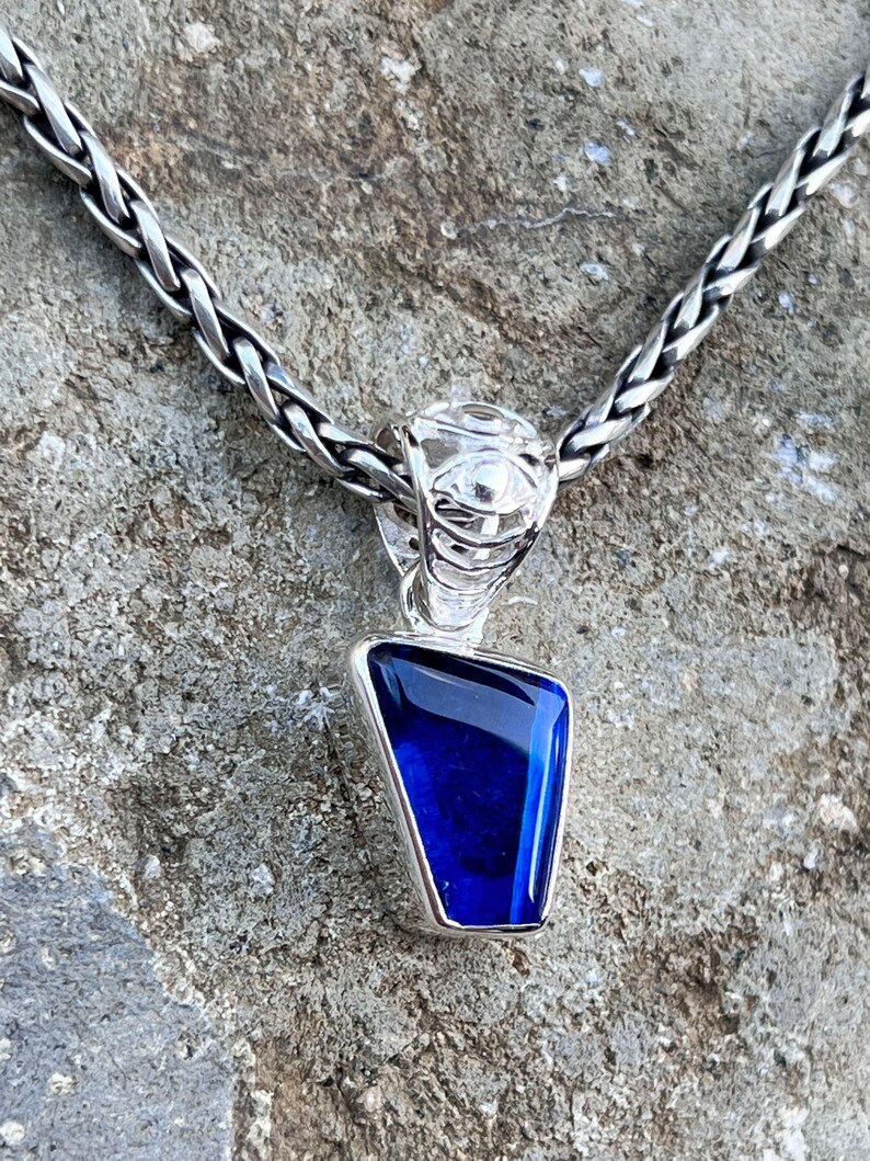 Thumbnail: S 138 - Siberian Blue Simple Pendant