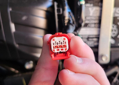 6-poliger OBD-Motorradadapter, Euro5, 6-polig, Motorrad-Diagnose, OBD2, Motorrad, K-Line, CAN-Bus-Kabel für Yama-ha Hon-da Su-zu-ki BENE-LLI, Schwarz 6-poliger OBD-Motorradadapter, Euro5, 6-polig, Motorrad-Diagnose, OBD2, Motorrad, K-Line, CAN-Bus-Kabel für Yama-ha Hon-da Su-zu-ki BENE-LLI, Schwarz
