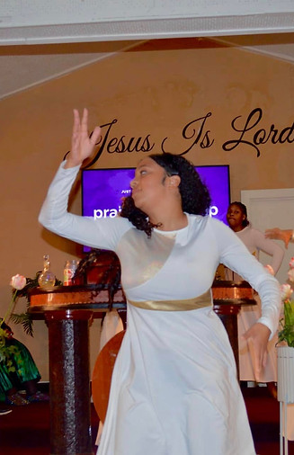 Jfam Youth Praise Dance 1.jpg