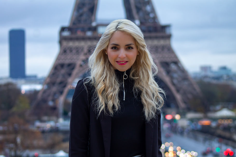 Brenda in Paris 1.jpg