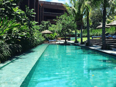 Bali stone pool lining