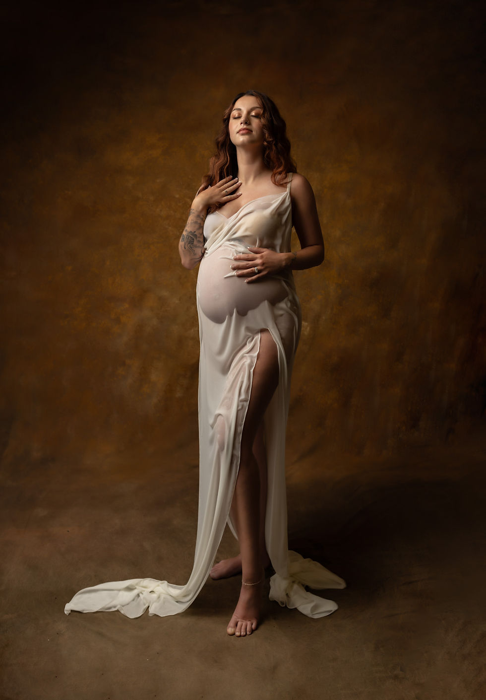 studio maternity portrait