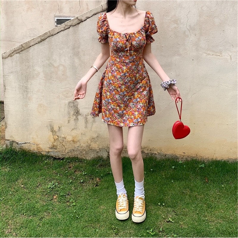 Thumbnail: French floral puff sleeve dress
