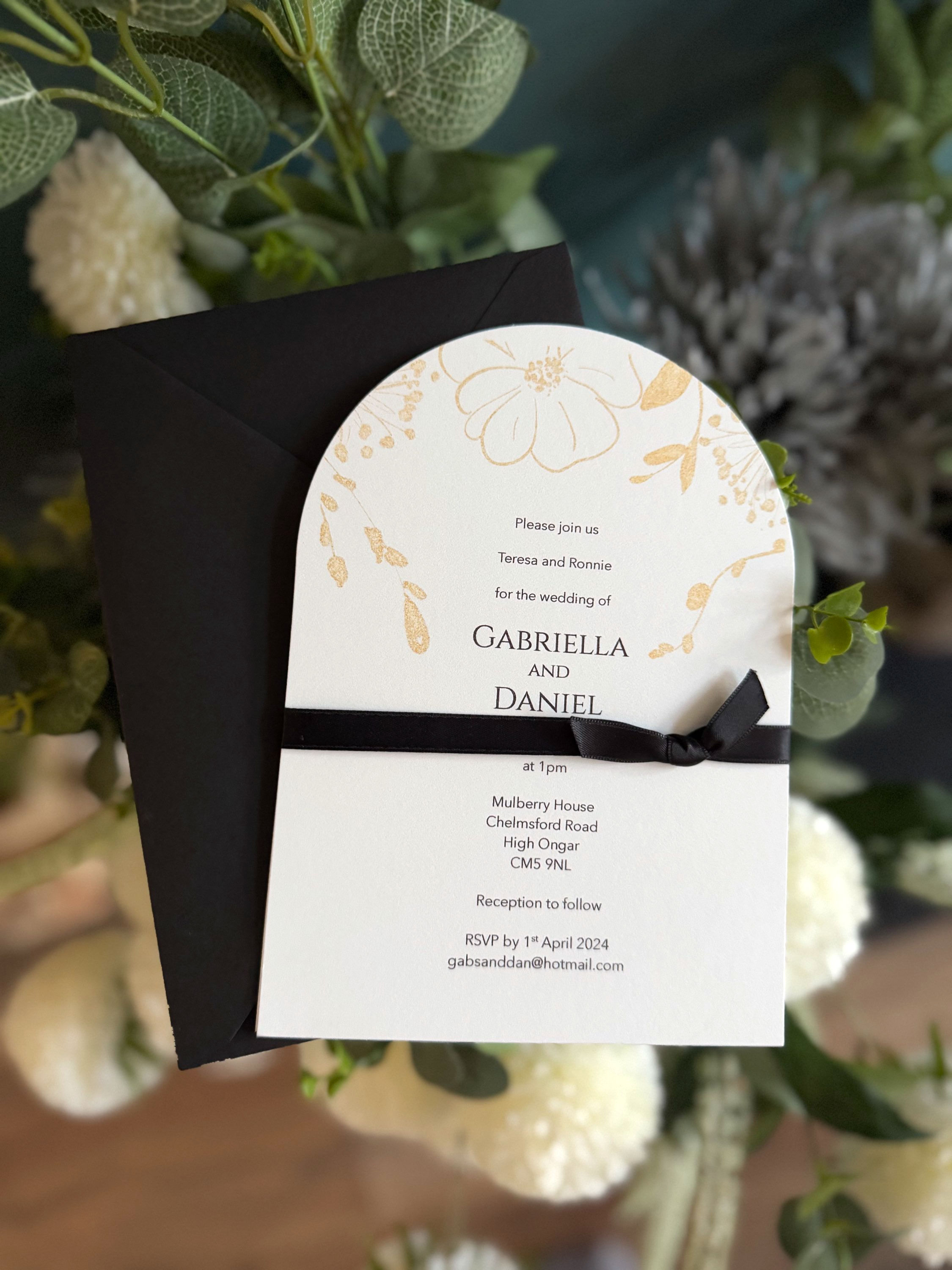 Vogue arch - Evening Invitation